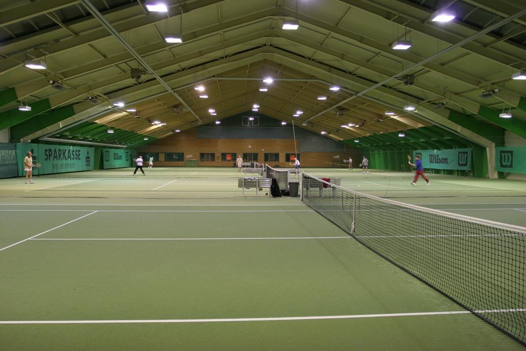 Tennis- Und Freizeitzentrum Neudoerfl Neudorfl Extérieur photo